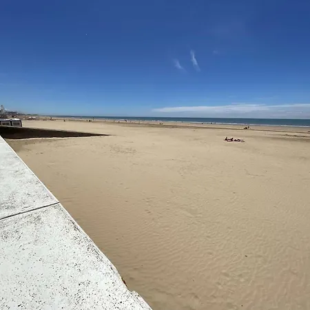4 Pers. Avec Balcon Et Parking, Proche - Fr-1-224c-176
