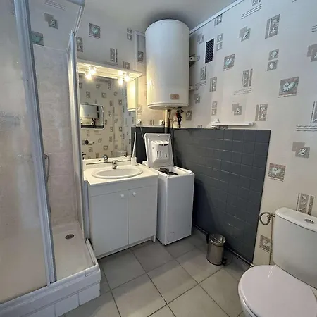 4 Pers. Avec Balcon Et Parking, Proche - Fr-1-224c-176